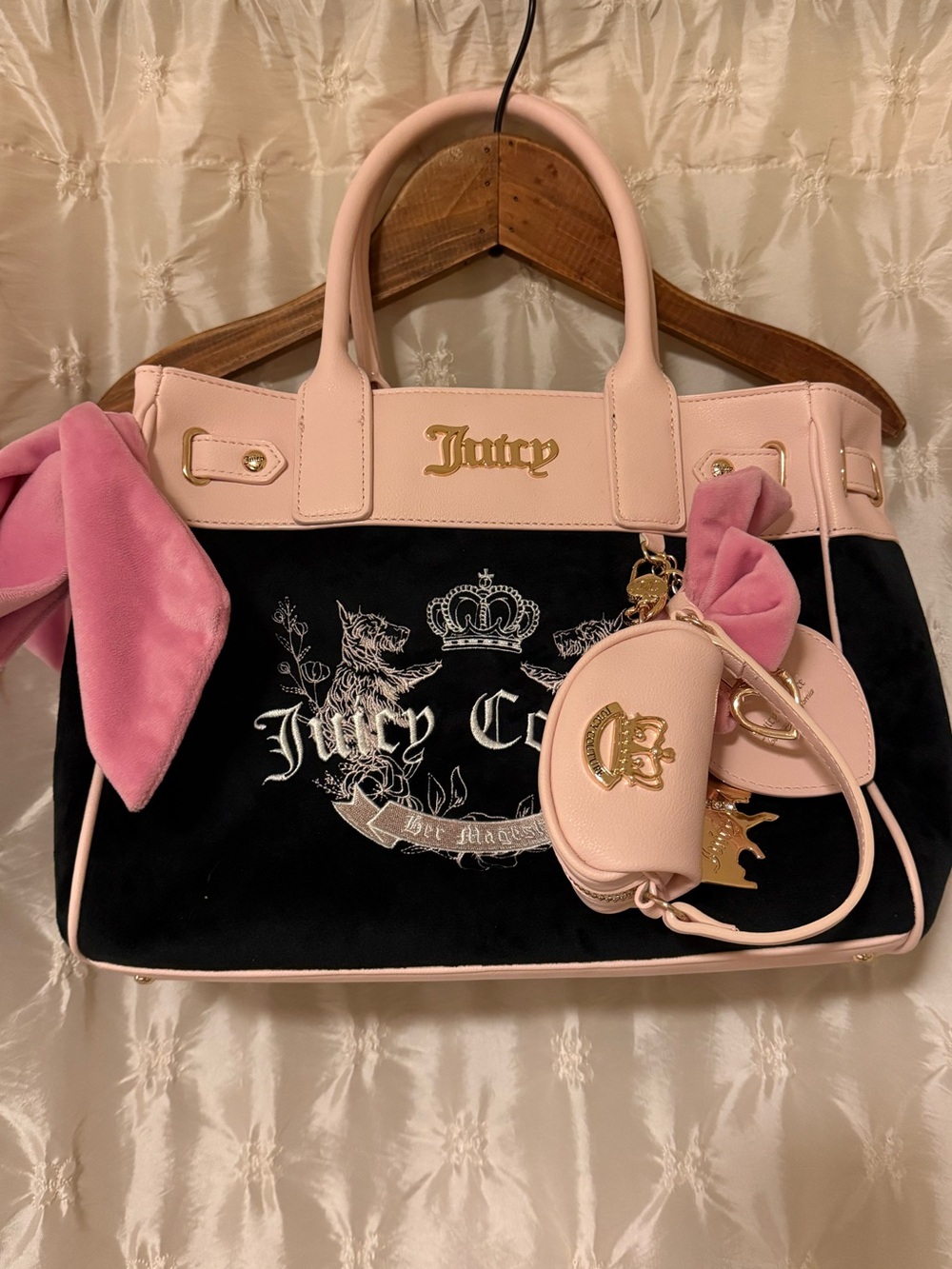 Juicy Couture Heritage Daydreamer Tote Bag Black Velour Pink Y2K Charm Purse